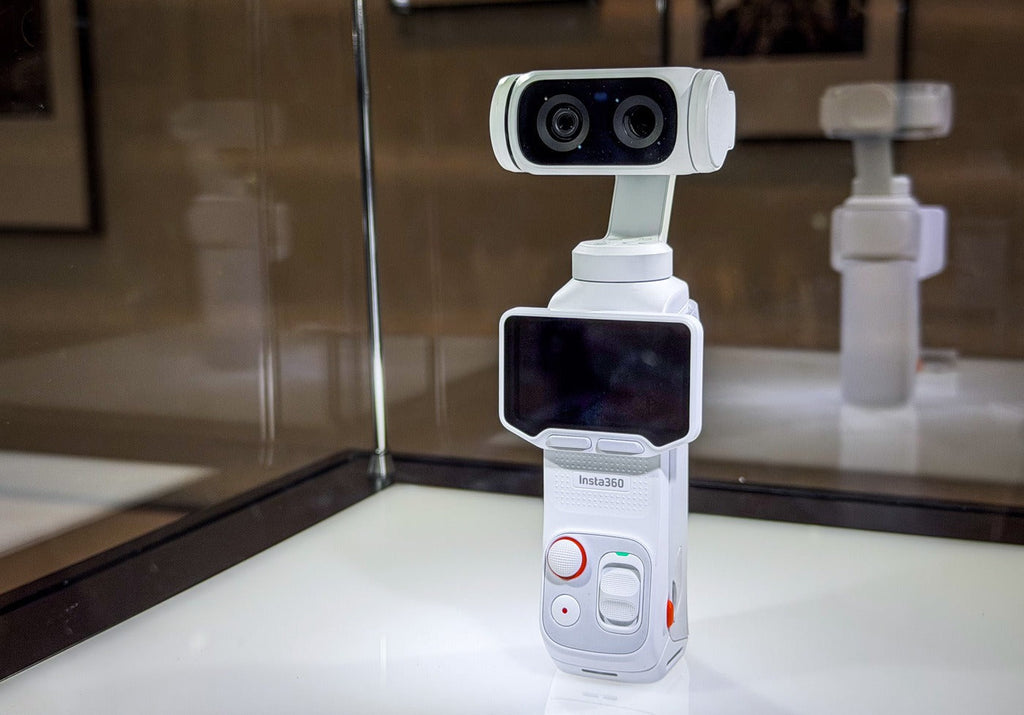 Insta360 Luna Ultra – AI-Powered 8K Gimbal Camera